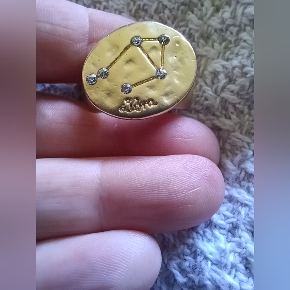 Gold Libra Zodiac Ring - Picture 3 of 5